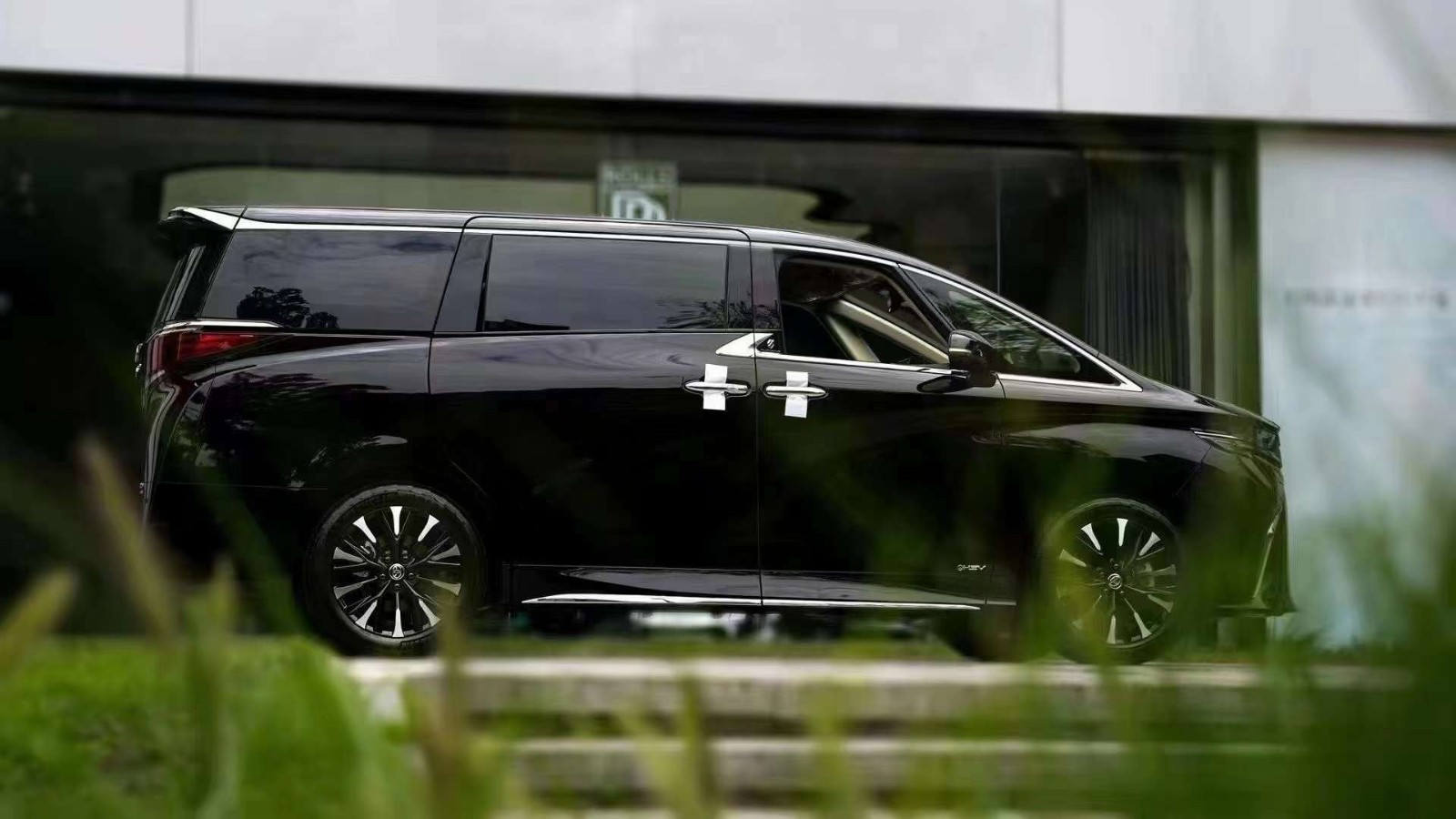 埃尔法 全部在售 2024款 2023款 2021款 2020款 2019款 2018款,全新丰田埃尔法正式上市 售89.90万元起